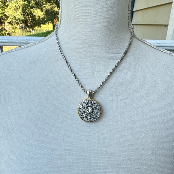 Golden girls statement Necklace, Minimalist Golden Hypoallergenic… - Picture 6 of 15